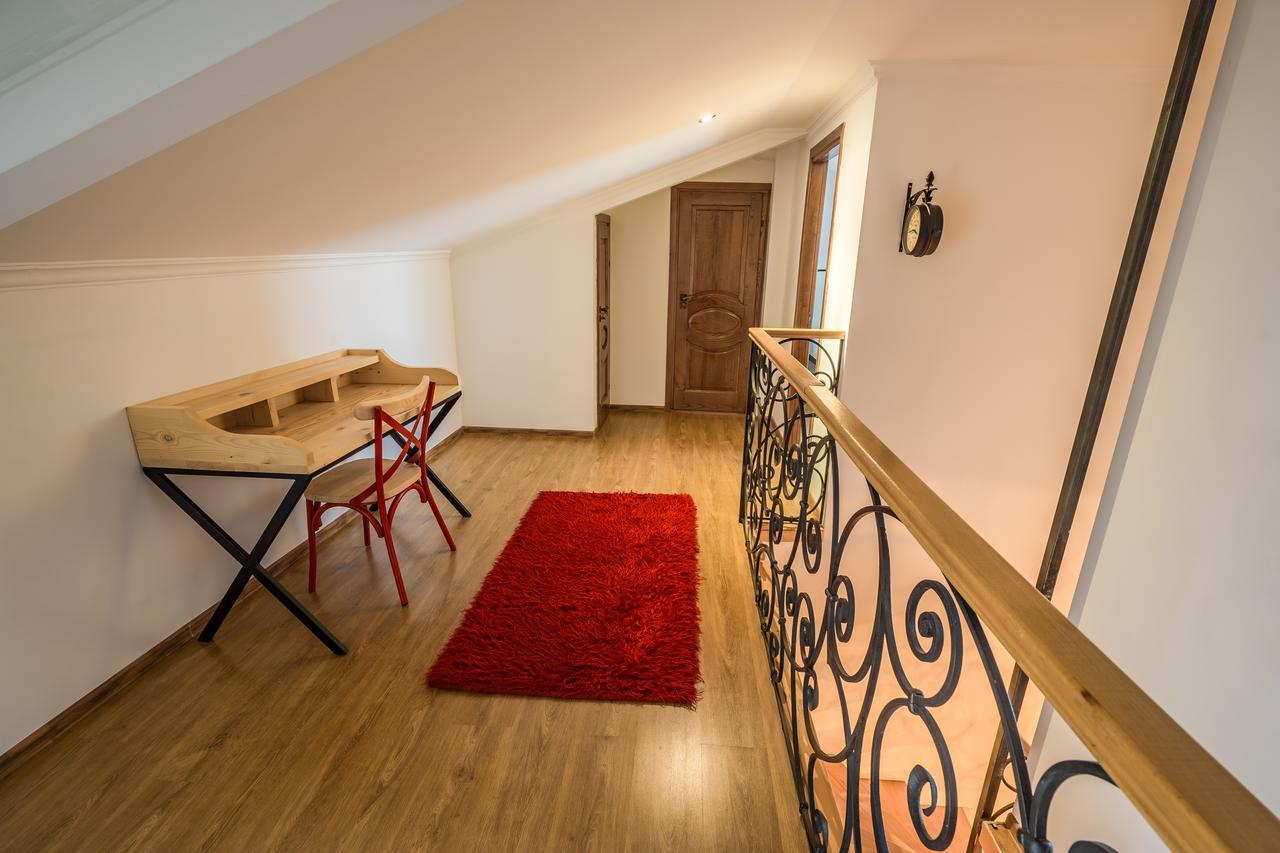 Brotseuli Hotel Тбилиси Экстерьер фото