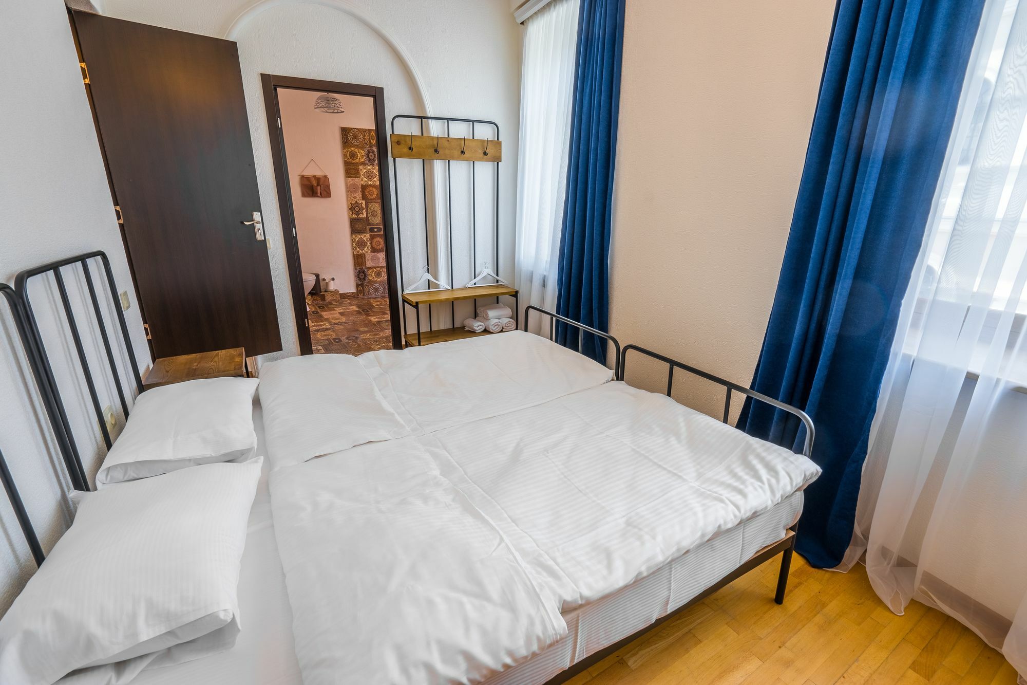 Brotseuli Hotel Тбилиси Экстерьер фото